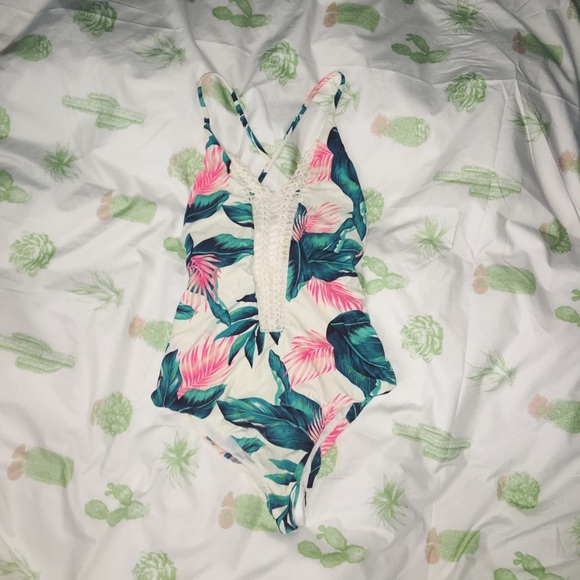 Billabong Other - billabong one piece